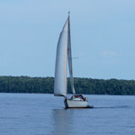 Sailing around the Apostles