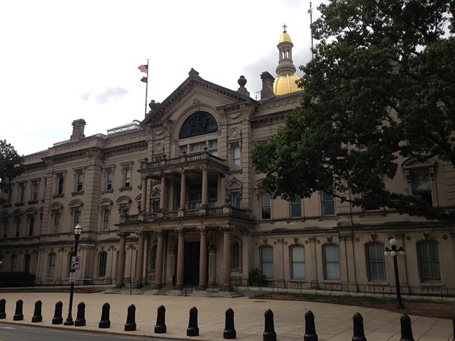 Exterior of the New Jersey State House. Taken by Famartin CC BY SA