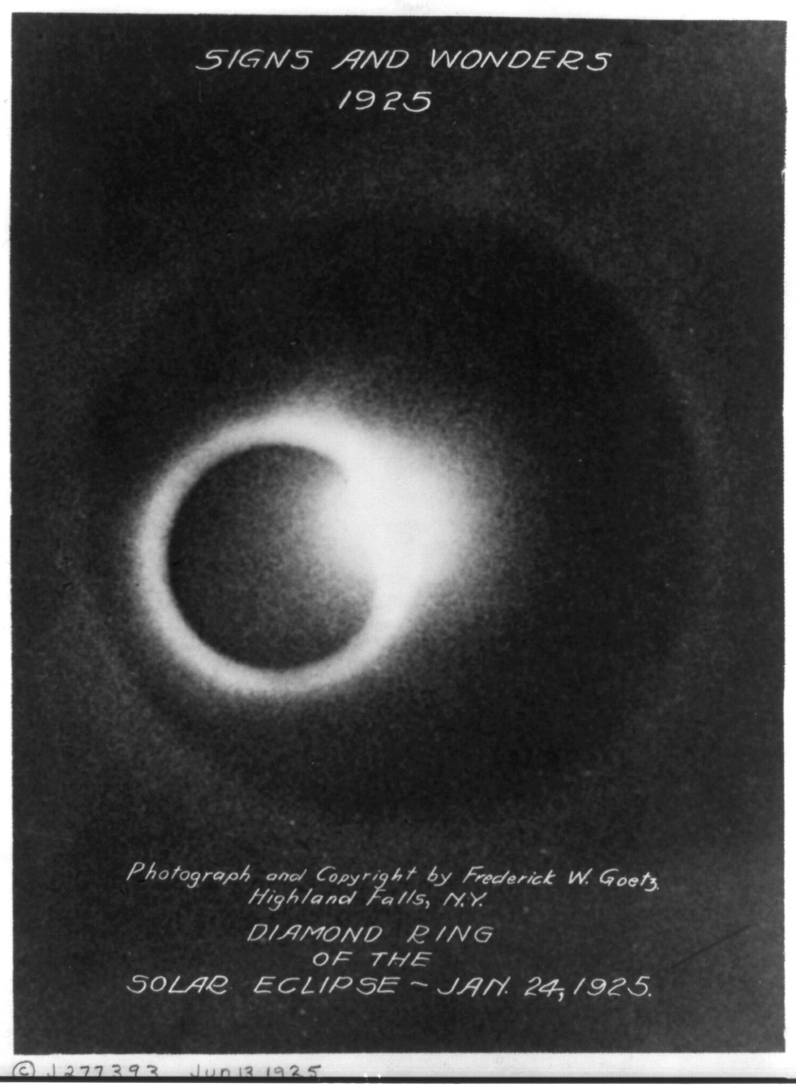 Black and white photo of the 1925 Solar Eclipse