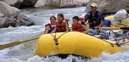 photo: Guided raft trip through Cataract Canyon