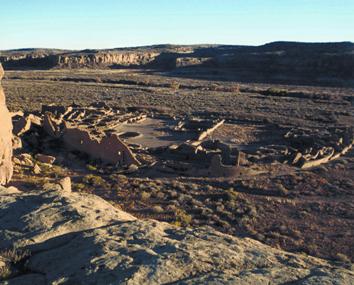 Photo of Pueblo Bonito taken from the cliff top