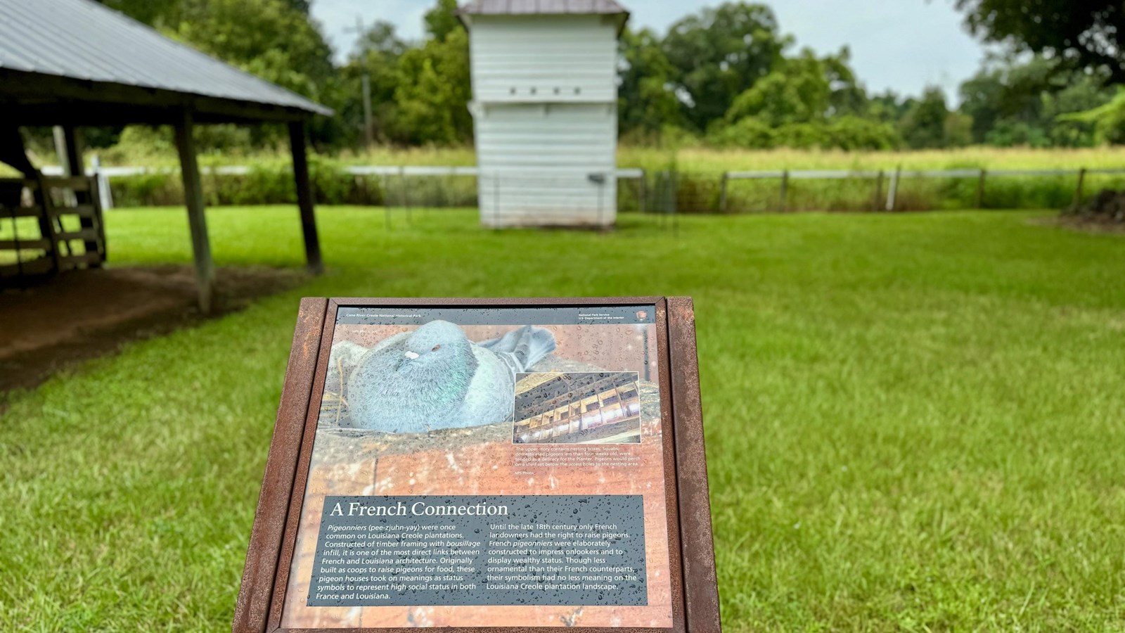 Pigeonnier\'s on Magnolia Plantation