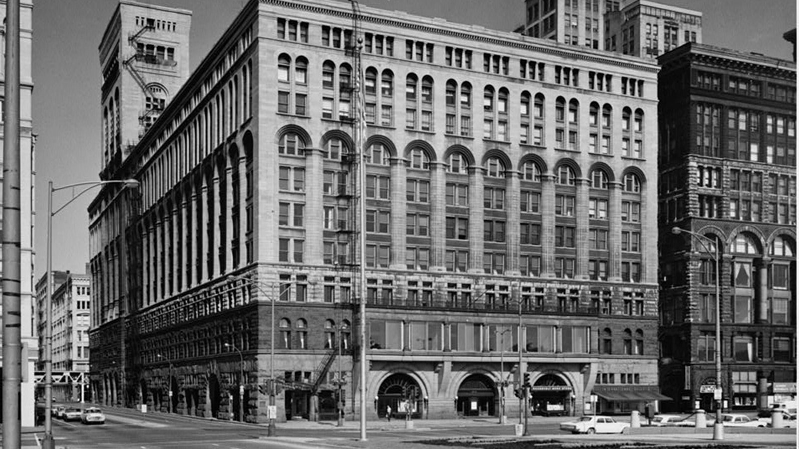 Exterior view of the Auditorium Theater showing multiple windows. HABS, Library of Congress