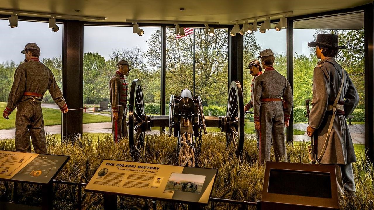 display in the museum of the Pulaski Battery Artillery 5 man gun crew with Cannon