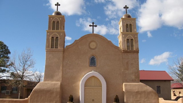 Mission San Miguel de Socorro, photograph by Patrick Dockens