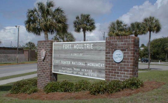 Fort Moultrie sign