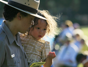 Photo of Supervisory Park Ranger Kimm Fox-Middleton and her daughter.