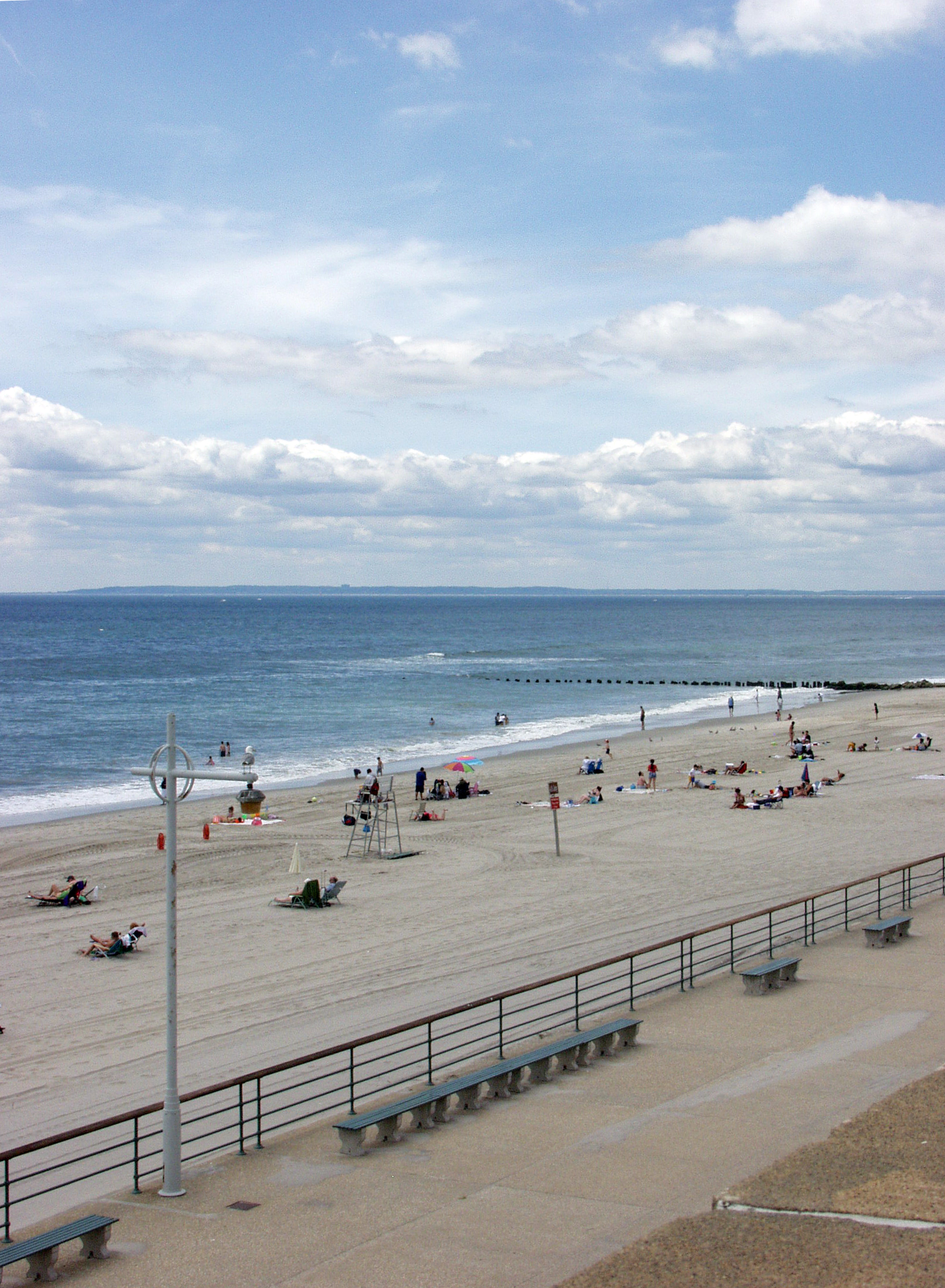 GATE_BeachshotfromRiisbathhouse_25Aug05_NPS.jpg