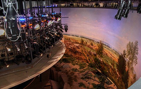 The Cyclorama painting wraps around to the right, the diorama is at its base, and the light and sound system is to the left.