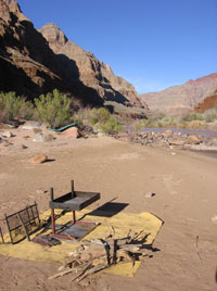 fire pan and fire blanket