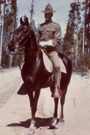 This mounted soldier is often misidentified as a cavalryman. However, upon close examination, the color of this corporal’s hat cord is light blue (infantry) and not yellow (cavalry), circa 1910.