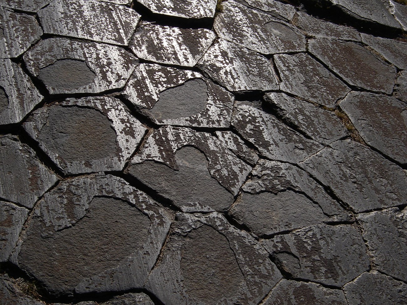 Striations on columnar basalt in Devil's Postpile National Monument (CA)