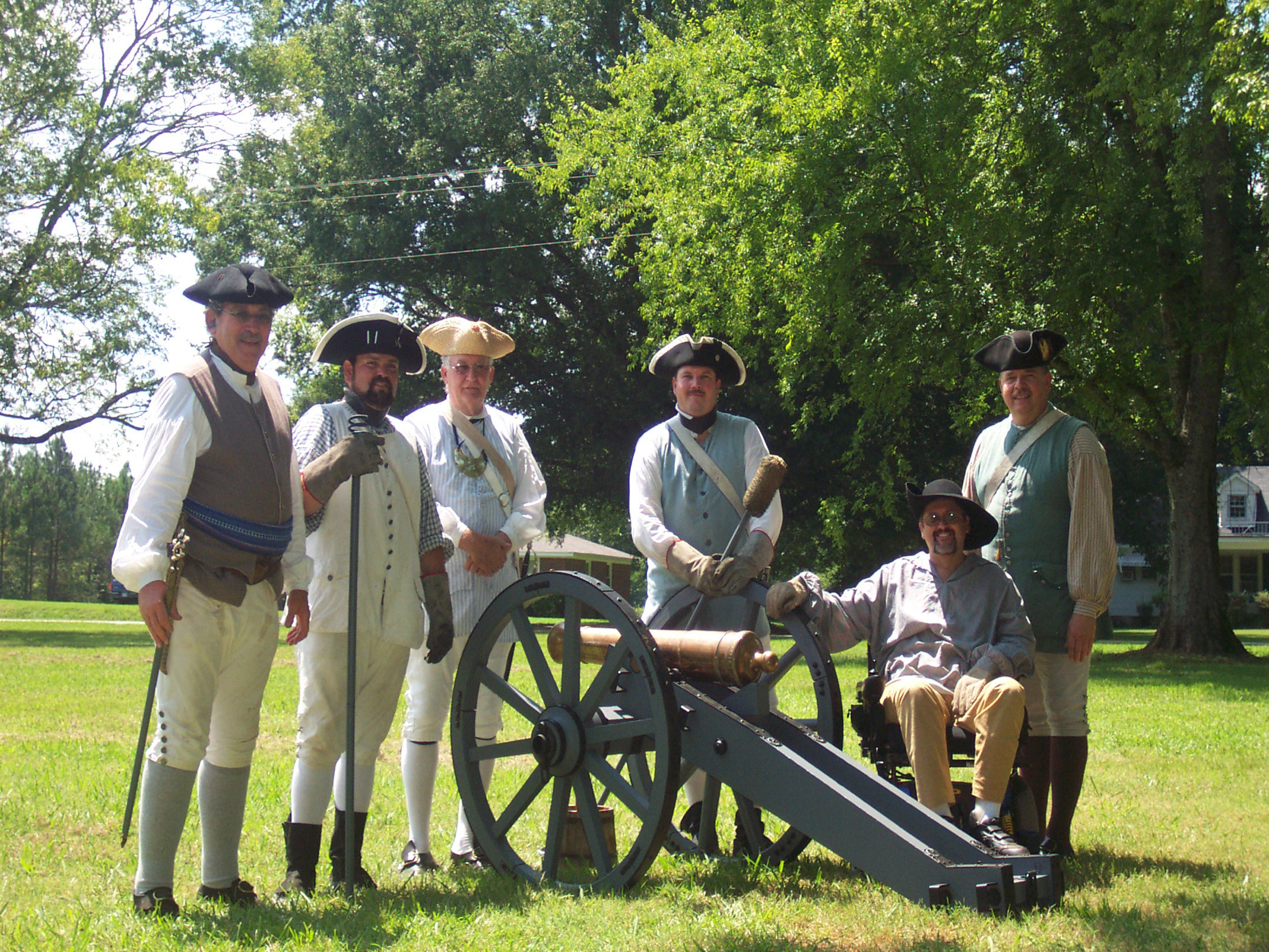Volunteer Cannon crew Volunteer Cannon crew