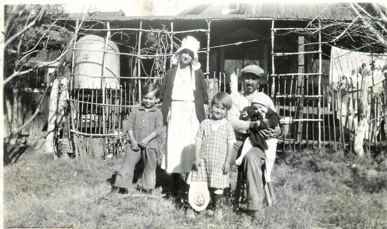 Bill and Frances Keys and Family