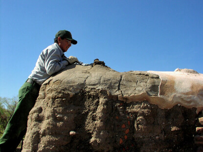 Preparing the convento for lime plastering