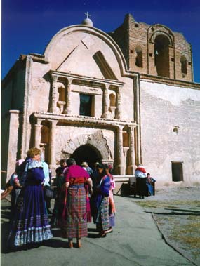 Costumed mass participants
