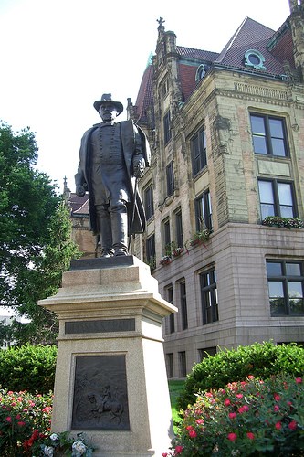 Bronze statue of Ulysses S. Grant