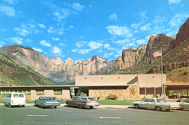 On June 17, 1960, the new Visitor Center and Administration building opened replacing the Visitor Center at Canyon Junction.