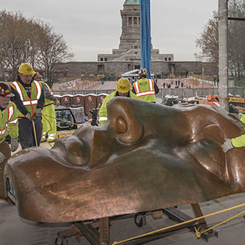 Moving Statue of Liberty's Face Replica