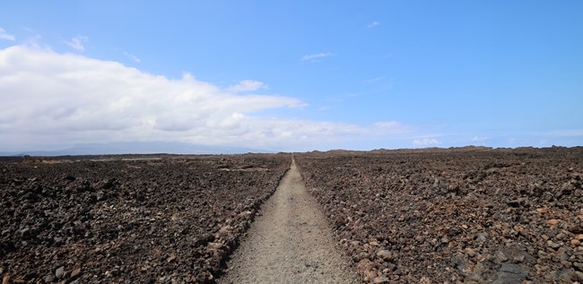 Trail through ʻaʻā lava