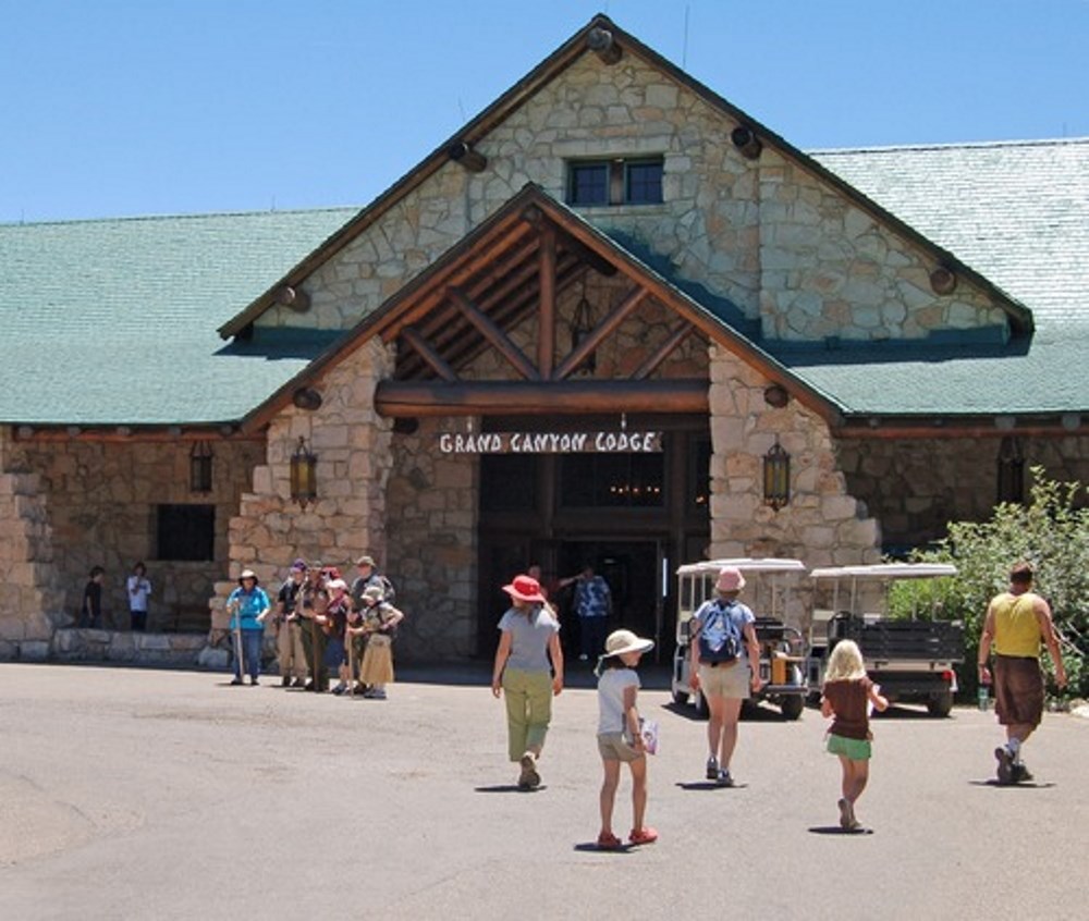 Grand Canyon Lodge entrance