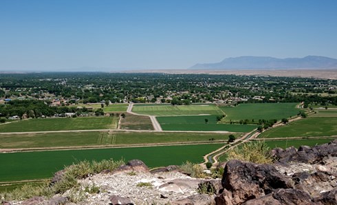 El Cerro de Tomé near Los Lunas, New Mexico, offers stunning panoramic views. Photo © Jack Parsons