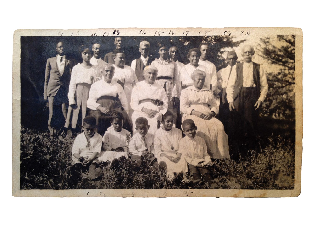 Group photograph showing the community of New Philadelphia in the 1920s