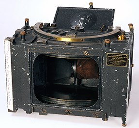 A large photography device.