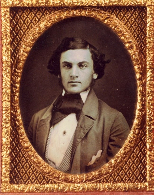 A young Strong Vincent