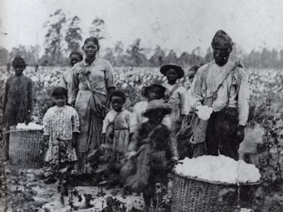a groupf slaves in Georgia
