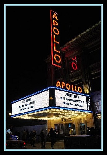 The exterior of the Apollo Theater at night