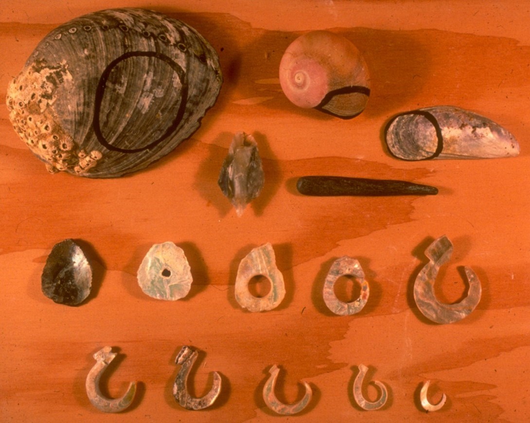 Abalone shells and fishhooks