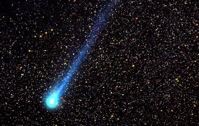 View of Comet Swift-Tuttle blazing through the sky.
