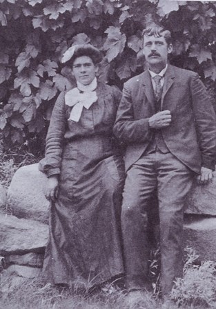 black and white photograph of Leo and Rena Holt