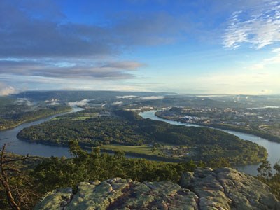 A lush, horseshoes shaped peninsula surrounded by the Tennessee River near Chattanooga.