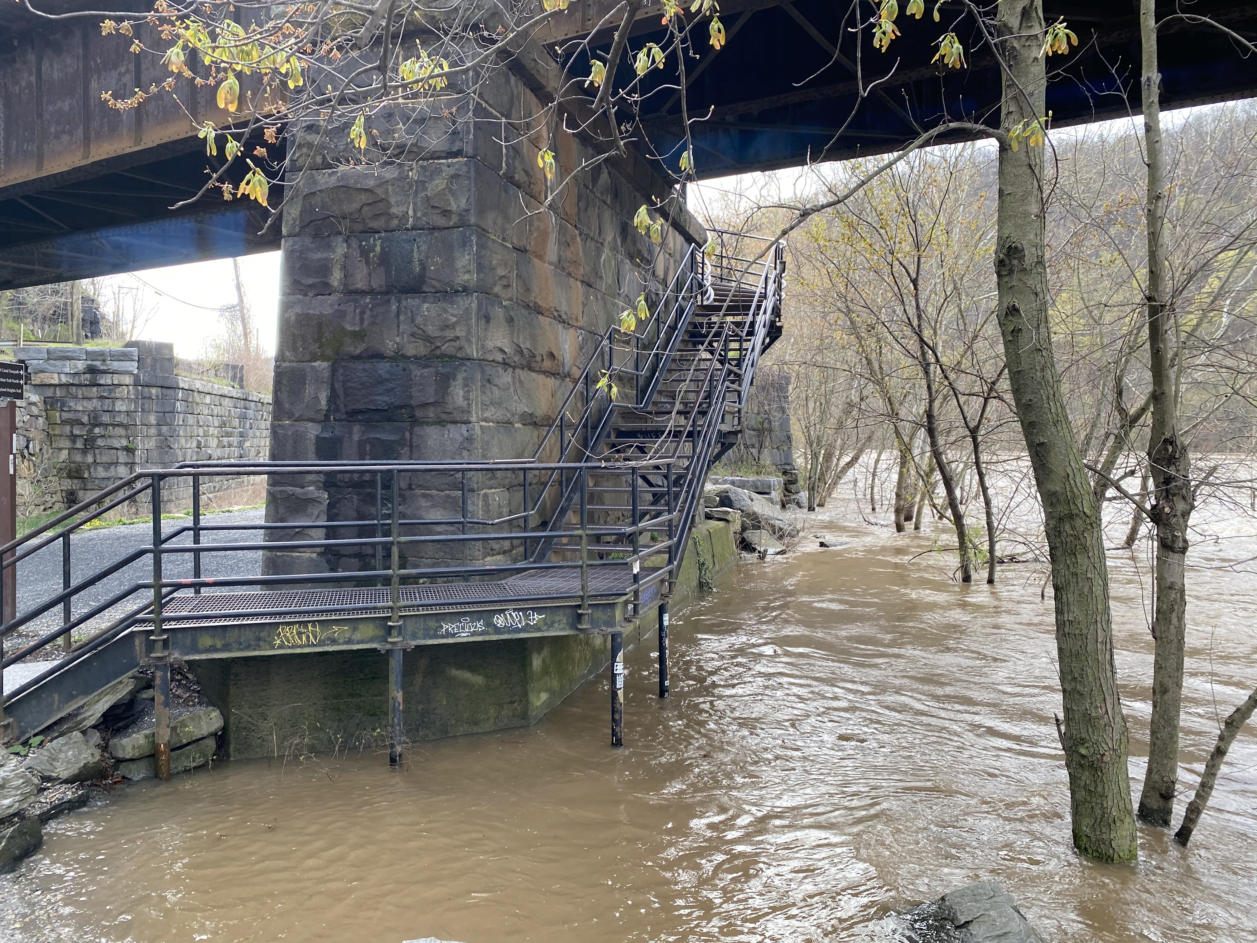 Existing Byron Bridge Stairway 4