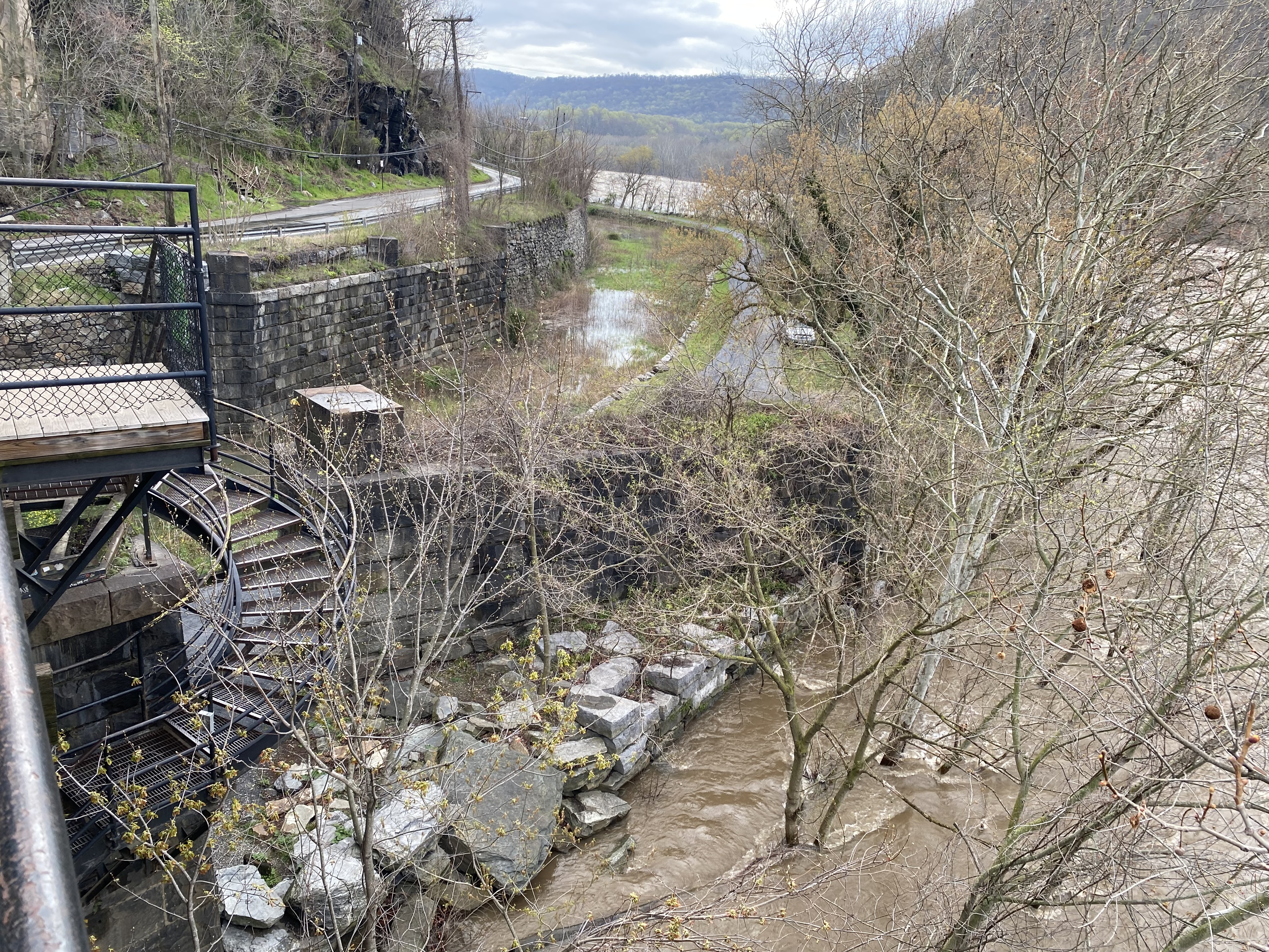 Existing Byron Bridge Stairway 2