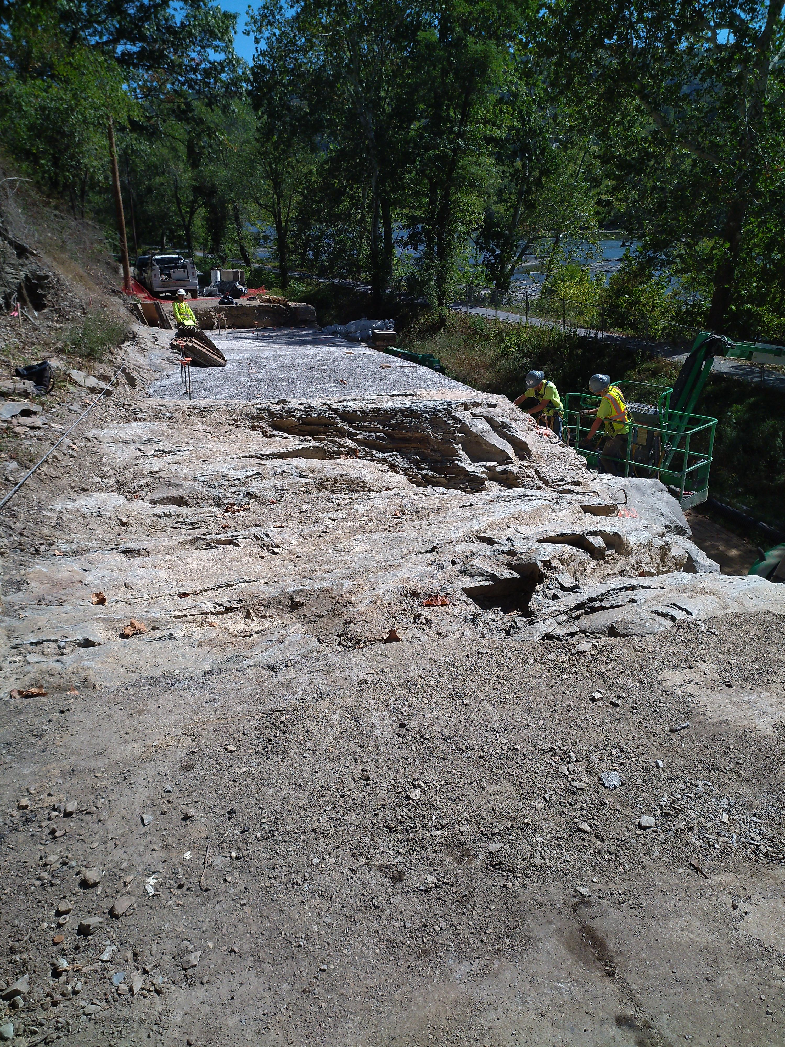 Lock 33 Wall Form Removal MFC_01