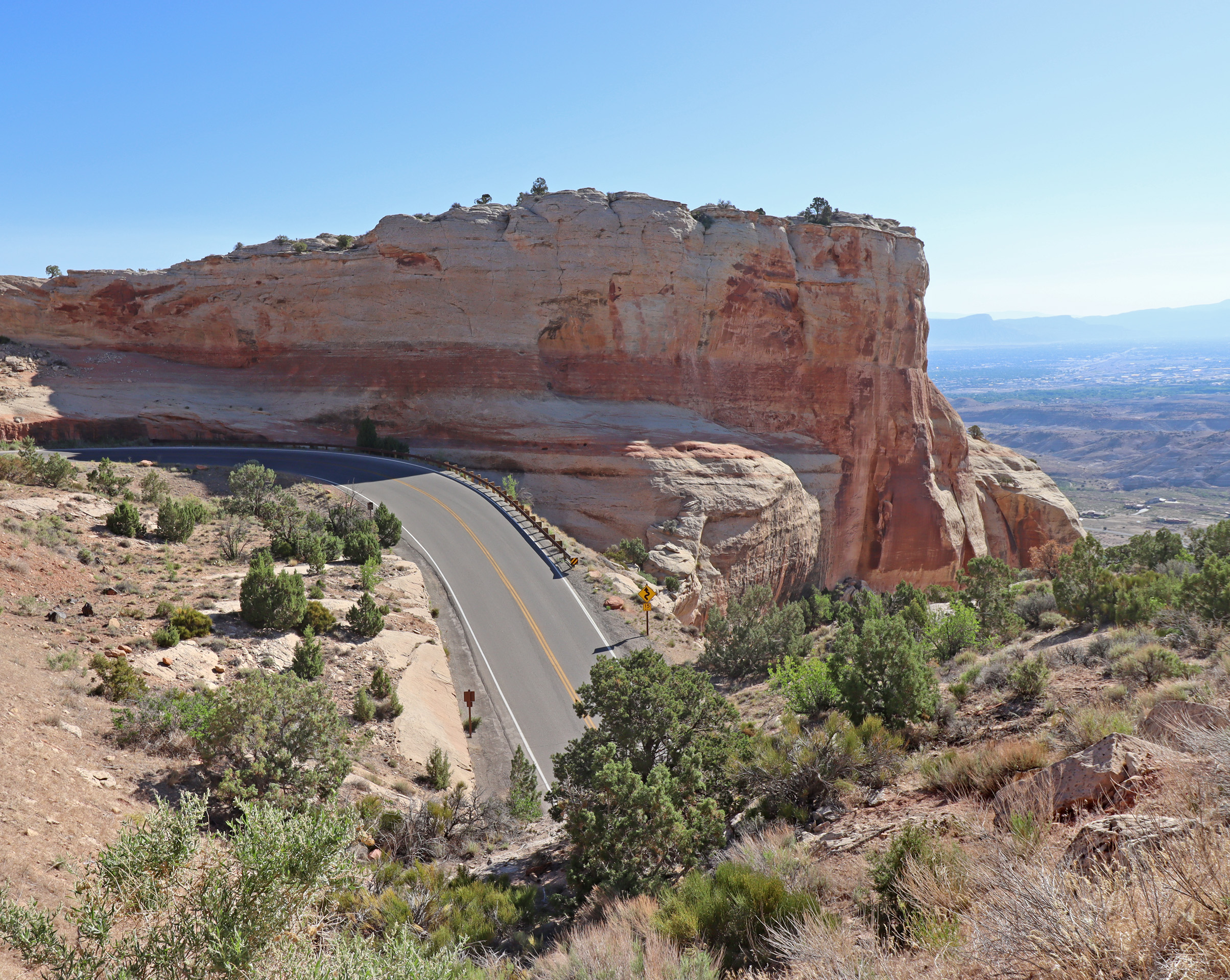 Rim Rock Drive to Partially Close for Road Resurfacing