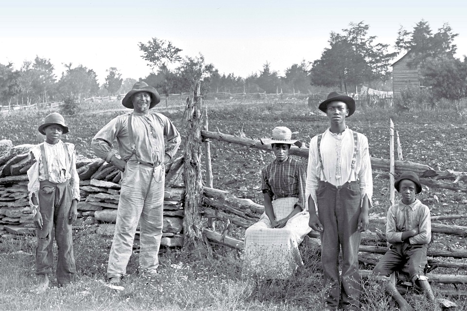 Left: Question: After the Civil War, a community grew up by the National Cemetery. What was its name and who built it? Right: Answer: It was named “Cemetery” and built by those formerly enslaved, including those of the 111th United States Colored Infantry
