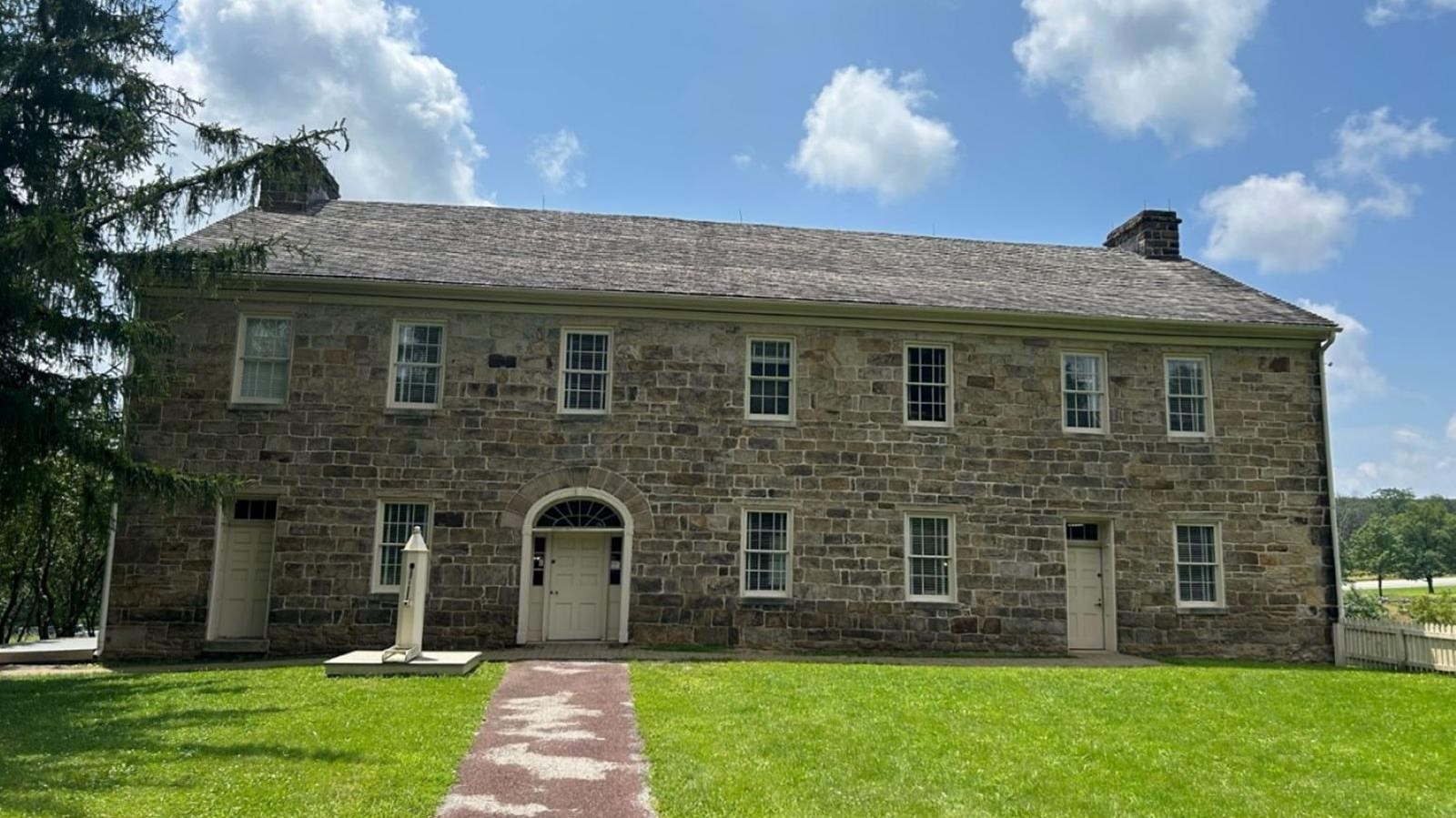 A stone tavern that sat along the Portage Railroad