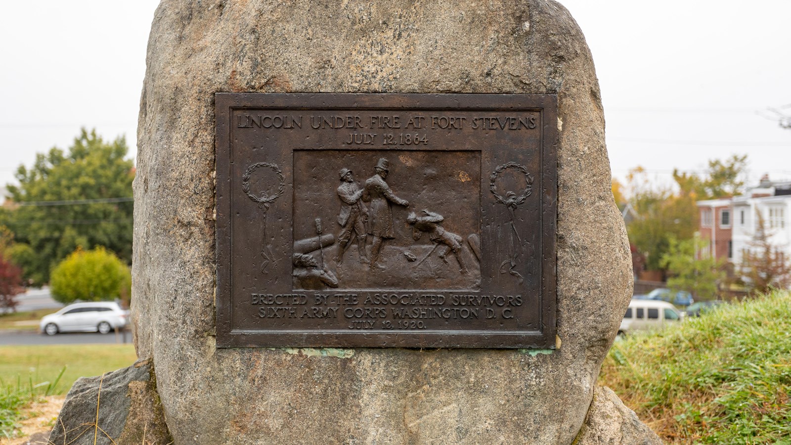 A plaque commemorating Lincoln at Fort Stevens during the Civil War.