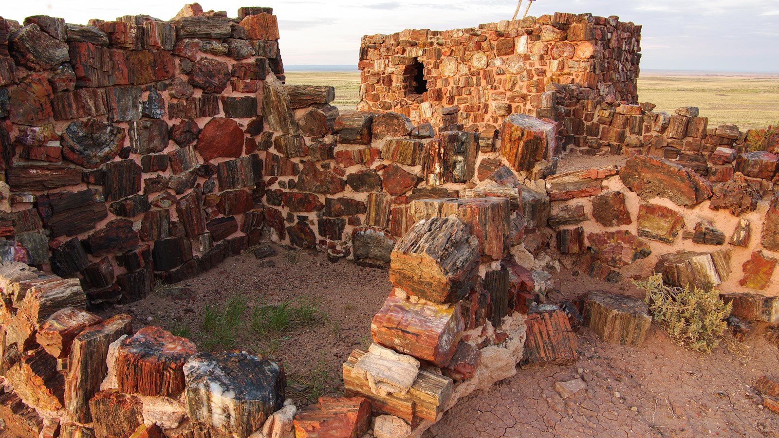 Agate House Trail (U.S. National Park Service)