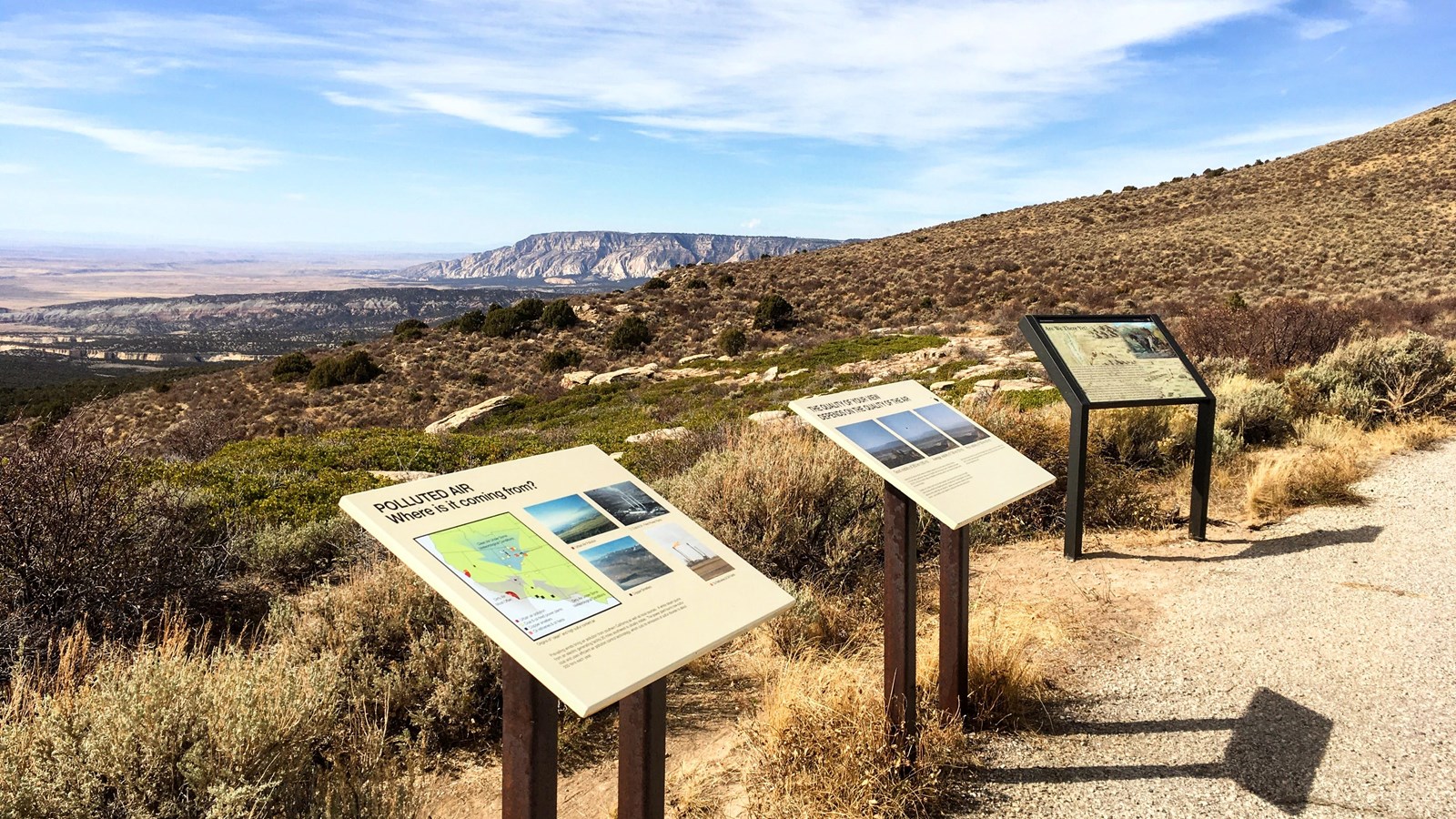 Waysides and valley view at Escalante Overlook.