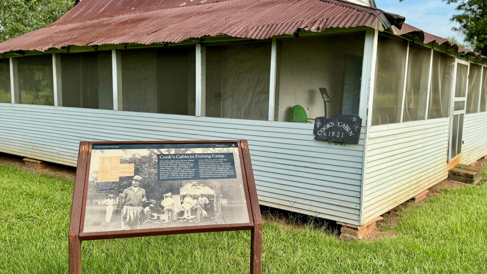 Cook\'s Cabin and Fishing Camp on Oakland Plantation