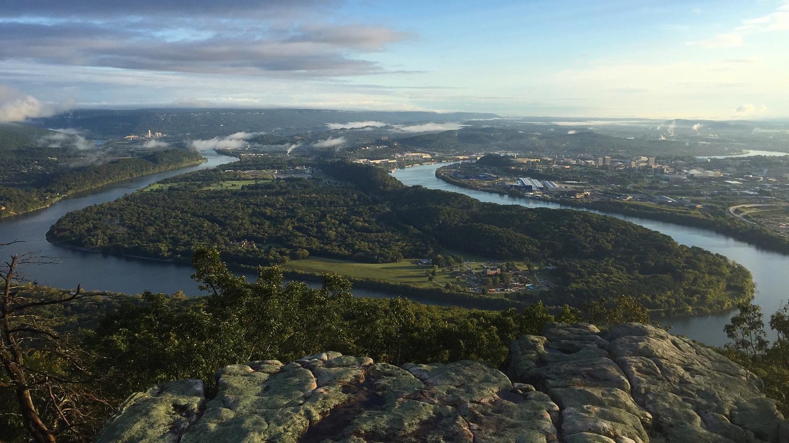 Bird\'s-eye view of Moccasin Bend from the Ochs Museum on Lookout Mountain