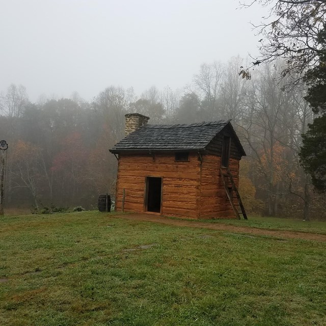 Reconstructed kitchen cabin where Washington was born
