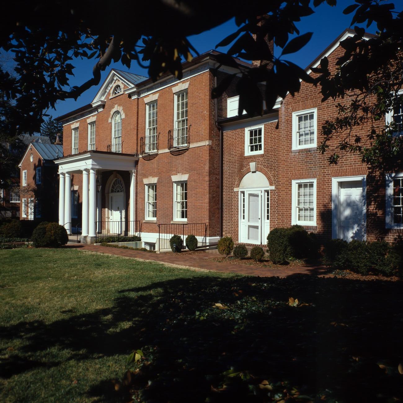 Color photo of exterior of Dumbarton House. 