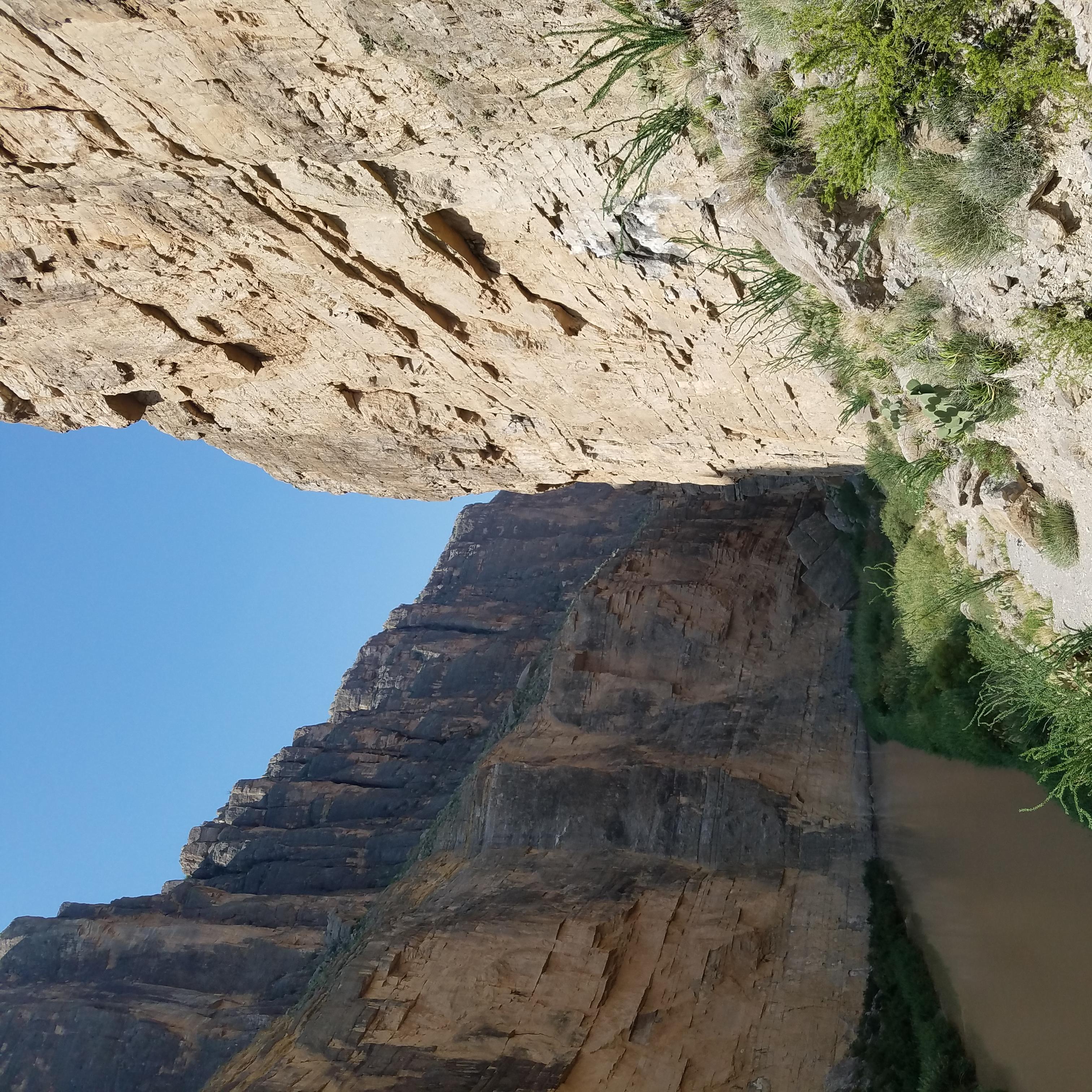 A view of Santa Elena Trial within the Canyon