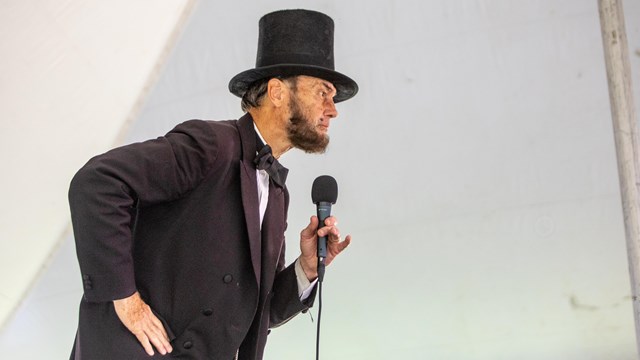 "Abraham Lincoln" actor